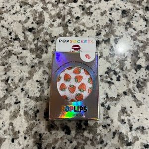 Pop socket with lip balm Strawberry never used